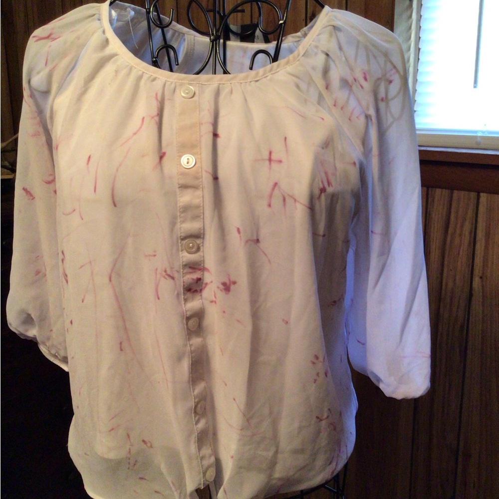 Women's White and Pink Button-Up Top